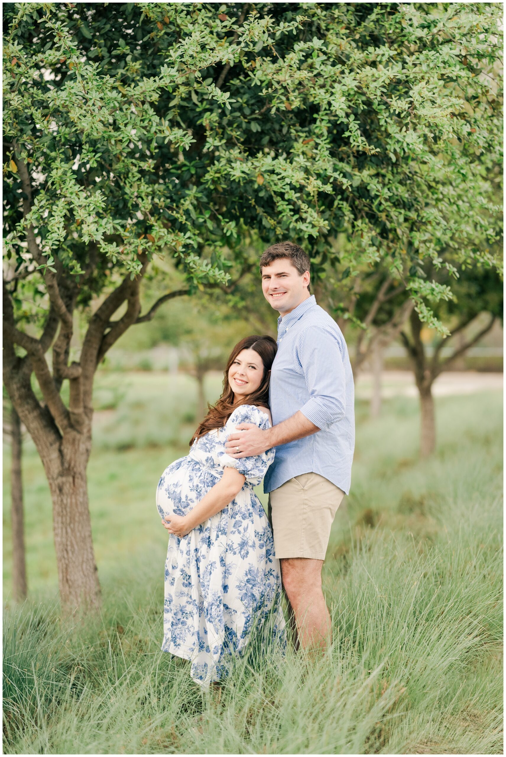 Maternity Photography session in The Woodlands with mom and dad.